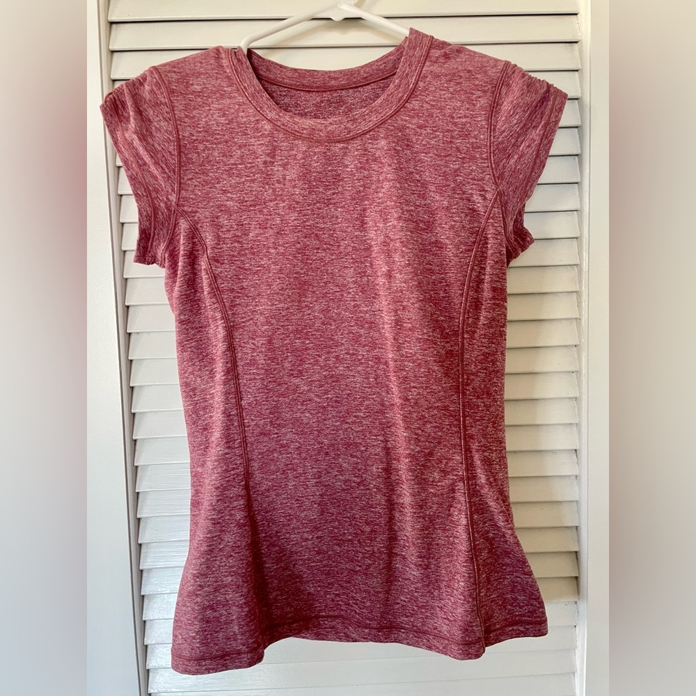 Lululemon short sleeve shirt